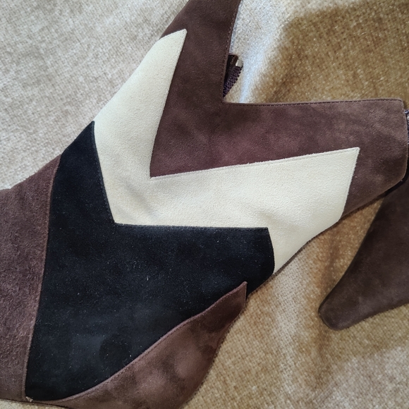 Escada Color Block Black Brown Cream Suede Pointed Toe Ankle Boots - Picture 6 of 14